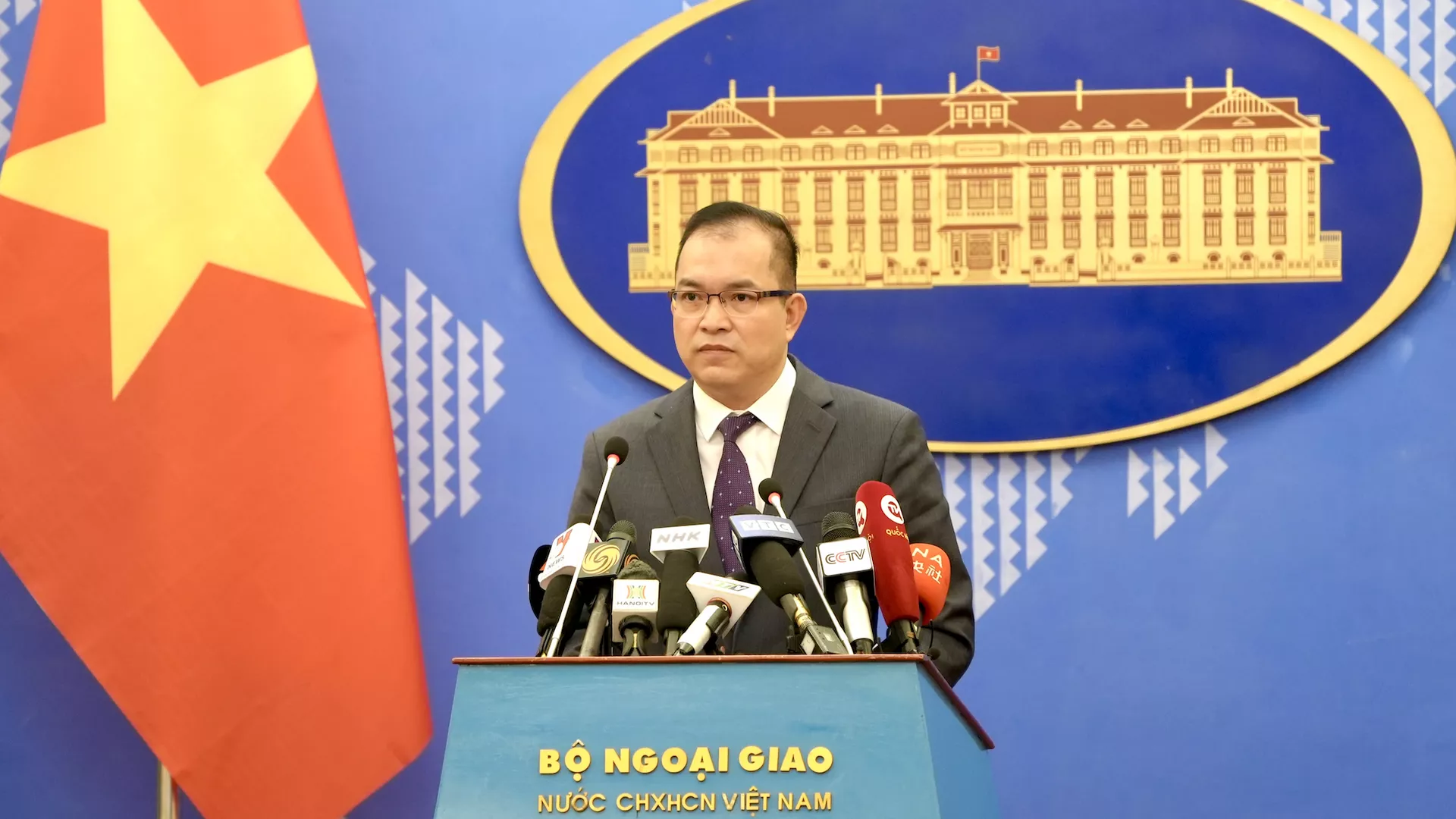 Ông Nguyễn Đức Thắng - Phó phát ngôn viên Bộ Ngoại giao Việt Nam Ông Nguyễn Đức Thắng - Phó phát ngôn viên Bộ Ngoại giao Việt Nam - Sputnik Việt Nam, 1920, 28.03.2024