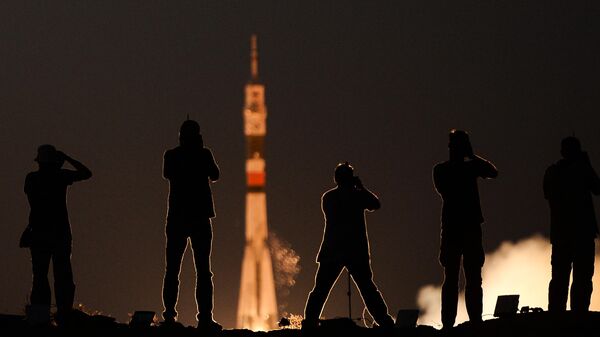 Phóng tàu vũ trụ có người lái Soyuz MS-05 từ sân bay vũ trụ Baikonur - Sputnik Việt Nam