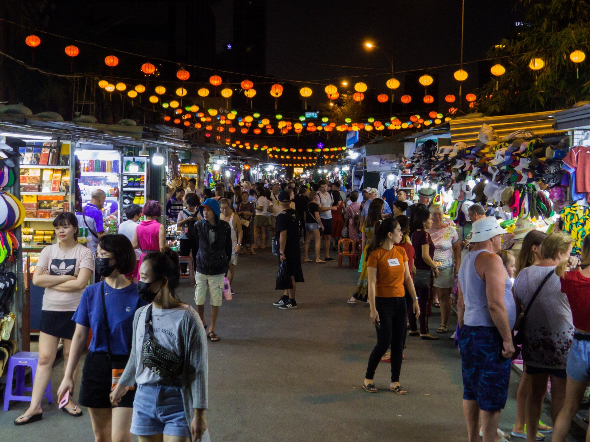 Chợ đêm Nha Trang - Sputnik Việt Nam, 1920, 09.04.2024