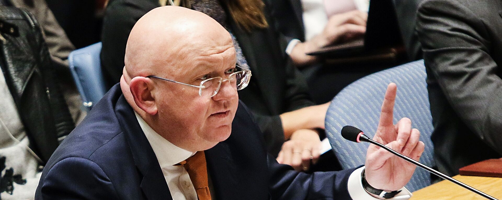 Russia's Permanent Representative to the United Nations Vasily Nebenzya speaks at an open meeting of the UN Security Council in New York - Sputnik Việt Nam, 1920, 13.09.2024