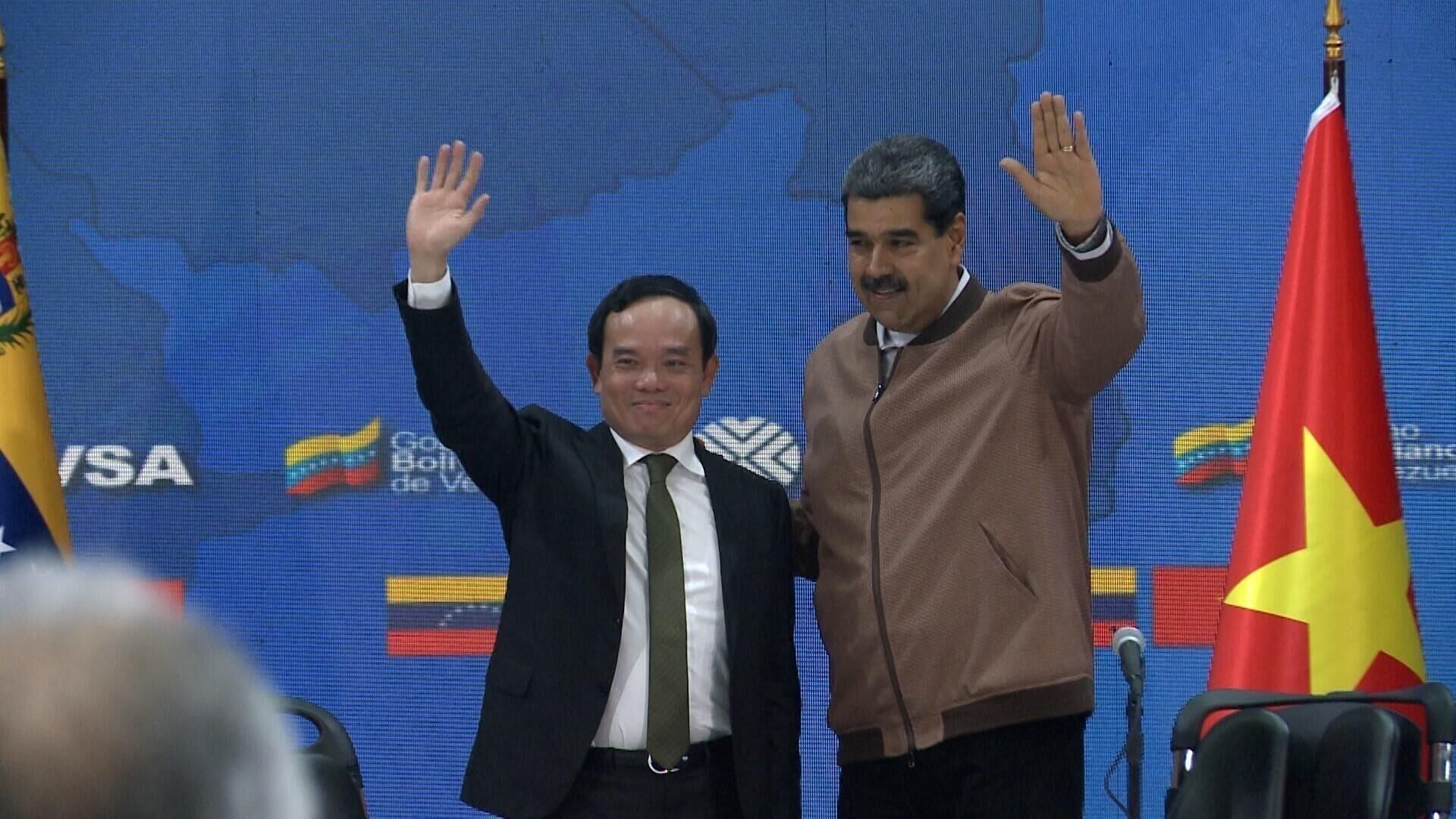 Cuộc gặp giữa Phó Thủ tướng Trần Lưu Quang với Tổng Thống Maduro - Sputnik Việt Nam, 1920, 20.04.2024