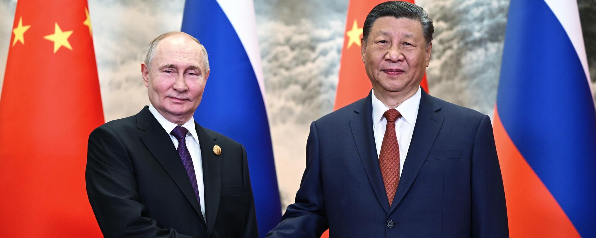 Ông Putin đã gặp ông Tập Cận Bình tại Bắc Kinh - Sputnik Việt Nam, 1920, 16.05.2024