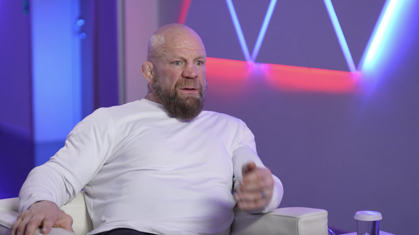 Võ sĩ tổng hợp người Mỹ Jeff Monson giải thích lý do từ bỏ quốc tịch Mỹ - Sputnik Việt Nam