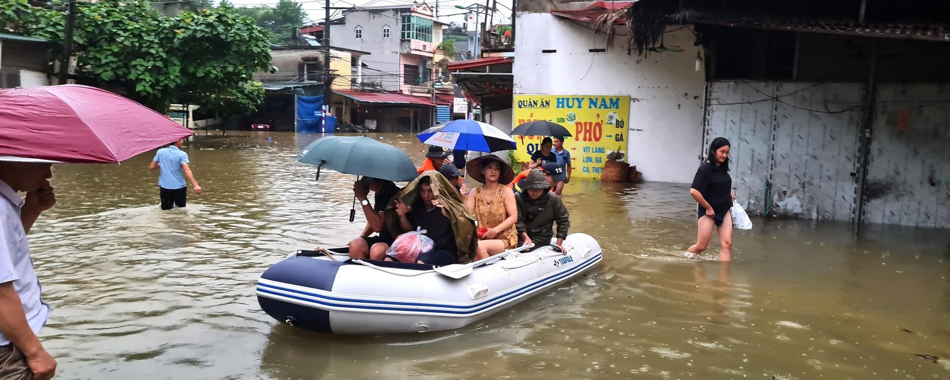 Hà Giang: Mưa lũ khiến 2 người chết, thiệt hại ban đầu ước tính gần 10 tỷ đồng - Sputnik Việt Nam, 1920, 16.09.2024