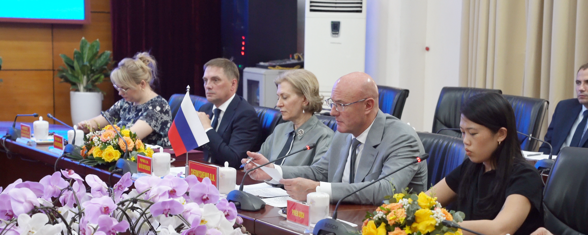 Nga - Việt tiếp tục đầu tư cho kỹ thuật công nghệ, đảm bảo an ninh quốc phòng - Sputnik Việt Nam, 1920, 20.06.2024