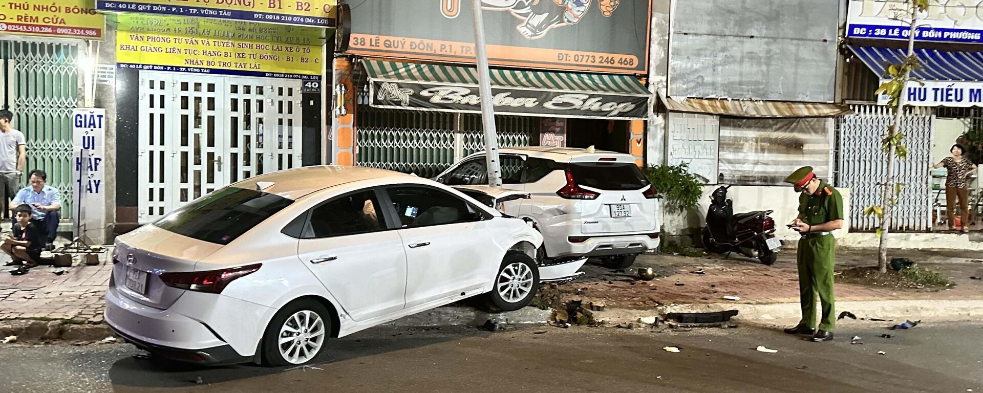 An toàn giao thông: Tại nạn giao thông nghiêm trọng tại Bà Rịa-Vũng Tàu làm 2 người chết, 5 người bị thương - Sputnik Việt Nam, 1920, 28.06.2024