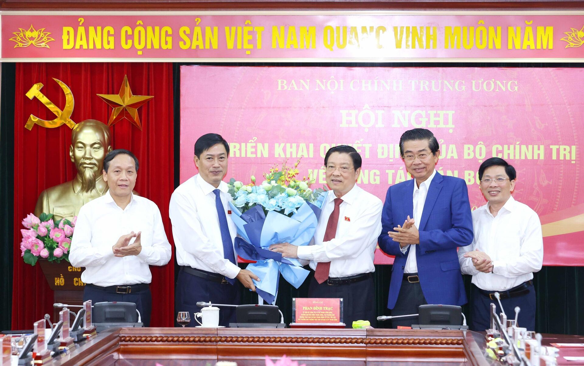 Phó Trưởng Ban Nội chính Trung ương Nguyễn Hữu Đông phát biểu nhận nhiệm vụ - Sputnik Việt Nam, 1920, 28.06.2024