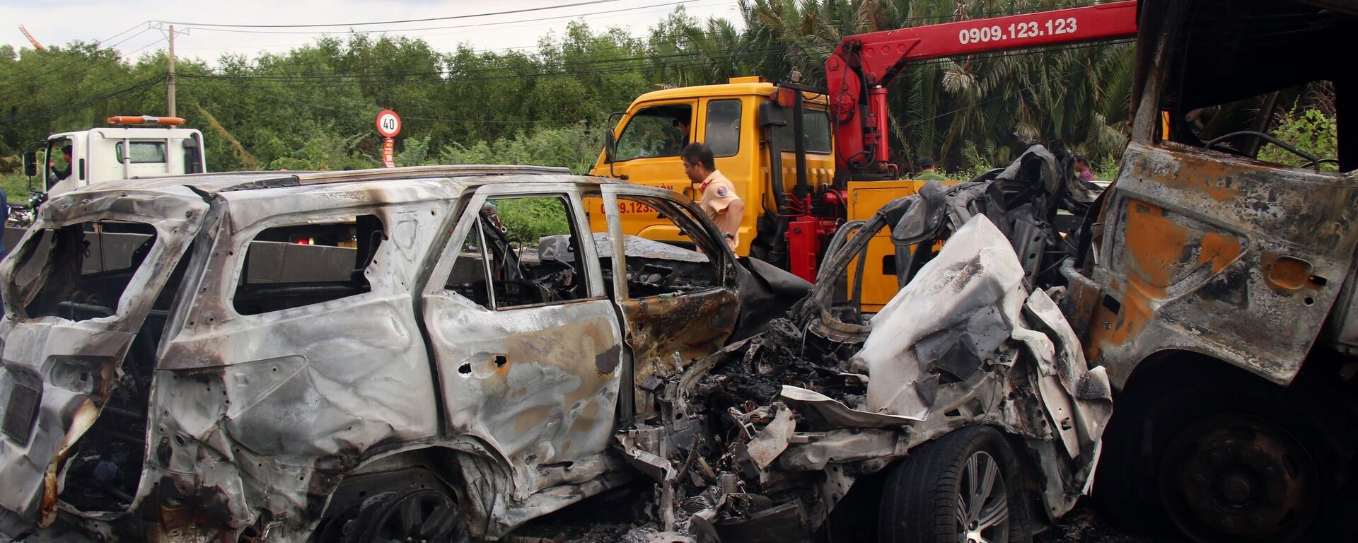 Thành phố Hồ Chí Minh: Hiện trường vụ tai nạn liên hoàn nhiều xe ô tô ở cầu Phú Mỹ - Sputnik Việt Nam, 1920, 09.08.2024