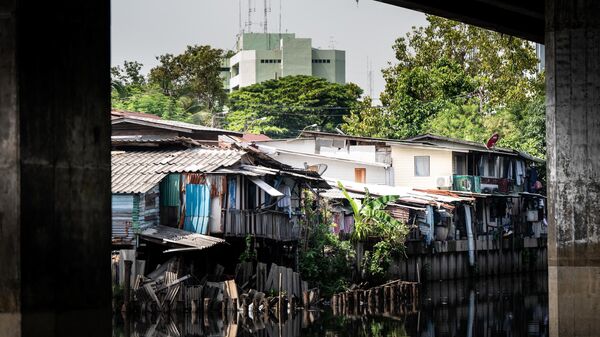 Toàn cảnh những ngôi nhà ở Khlong Toey, một trong những khu ổ chuột lớn nhất Bangkok - Sputnik Việt Nam