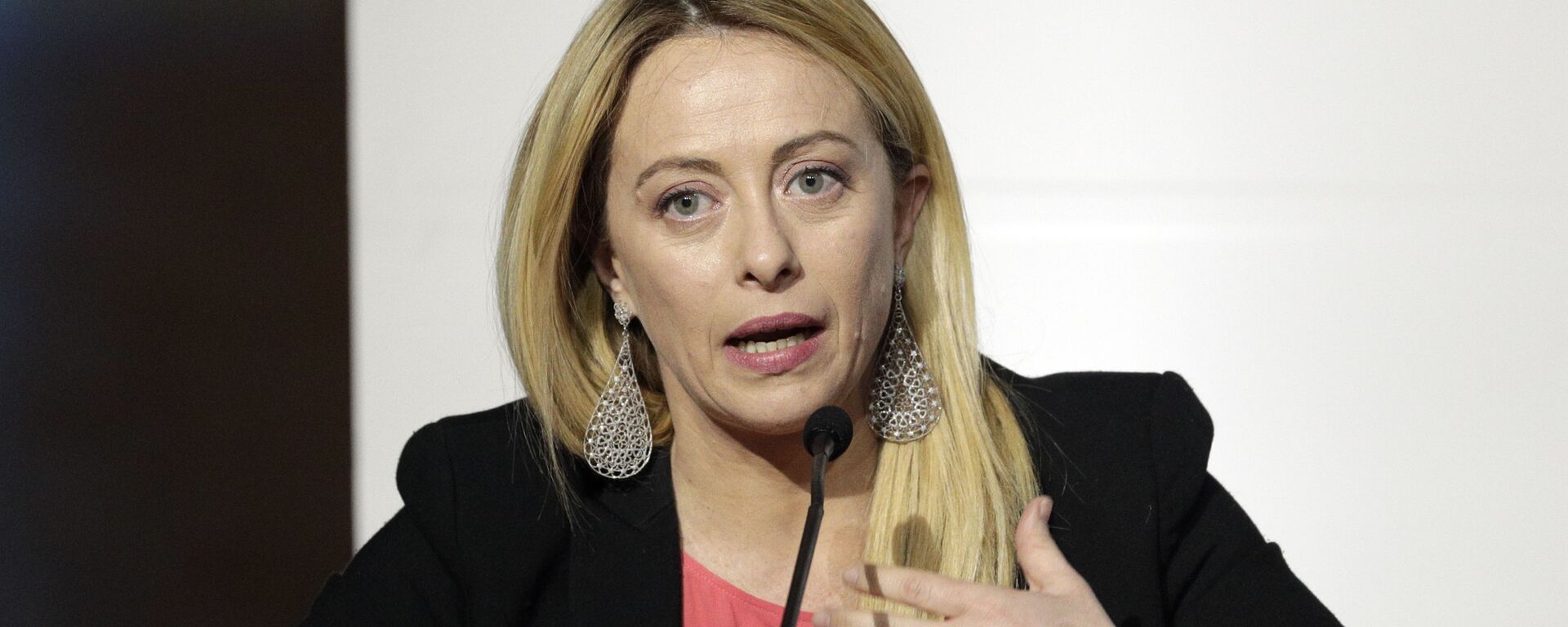 Лидер партии Братья Италии Джорджия Мелони - Sputnik Việt Nam, 1920, 17.04.2025