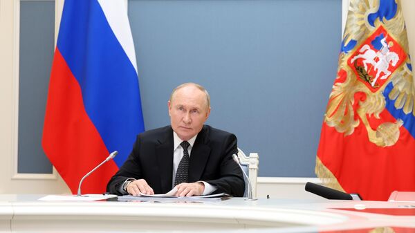 Tổng thống Vladimir Putin tham gia hội nghị trực tuyến khi bắt đầu giai đoạn tích cực của cuộc tập trận chỉ huy và tham mưu chiến lược Ocean-2024 - Sputnik Việt Nam