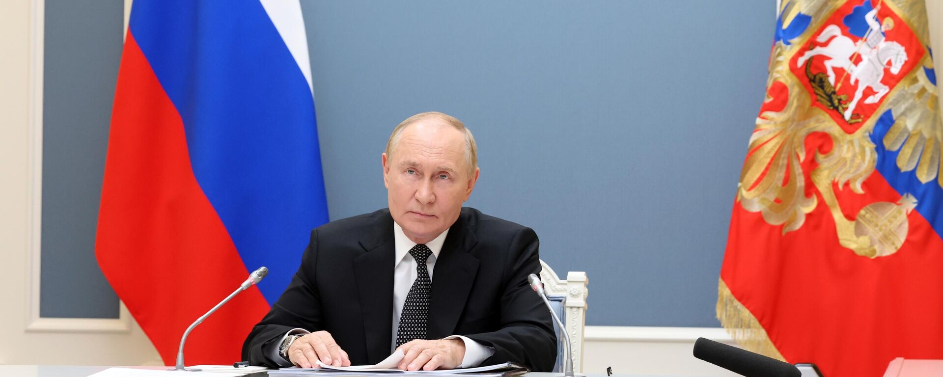 Tổng thống Vladimir Putin tham gia hội nghị trực tuyến khi bắt đầu giai đoạn tích cực của cuộc tập trận chỉ huy và tham mưu chiến lược Ocean-2024 - Sputnik Việt Nam, 1920, 10.09.2024