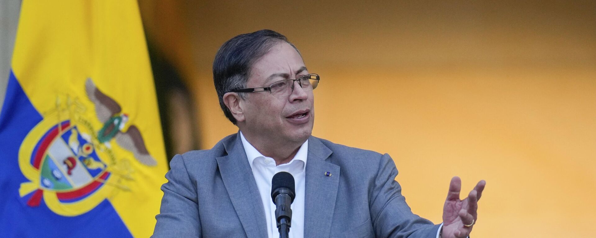 Tổng thống Colombia Gustavo Petro - Sputnik Việt Nam, 1920, 19.10.2025