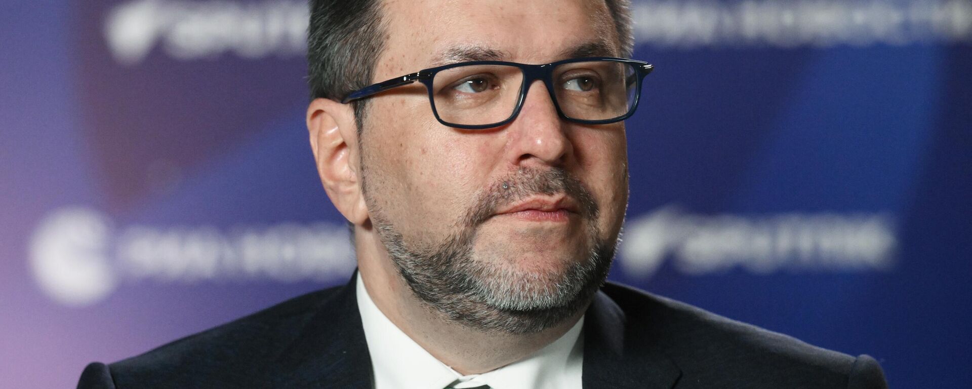 Ngoại trưởng Venezuela Yvan Gil  - Sputnik Việt Nam, 1920, 04.01.2026