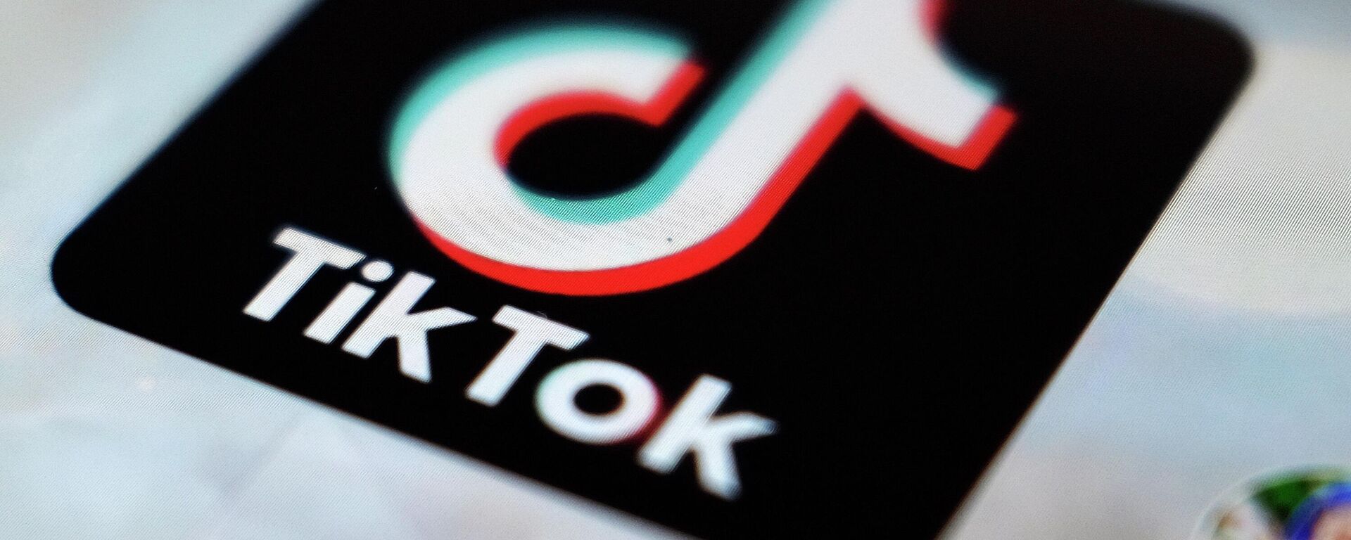 A logo of a smartphone app TikTok is seen on a user post on a smartphone screen Monday, Sept. 28, 2020, in Tokyo.  - Sputnik Việt Nam, 1920, 04.10.2024