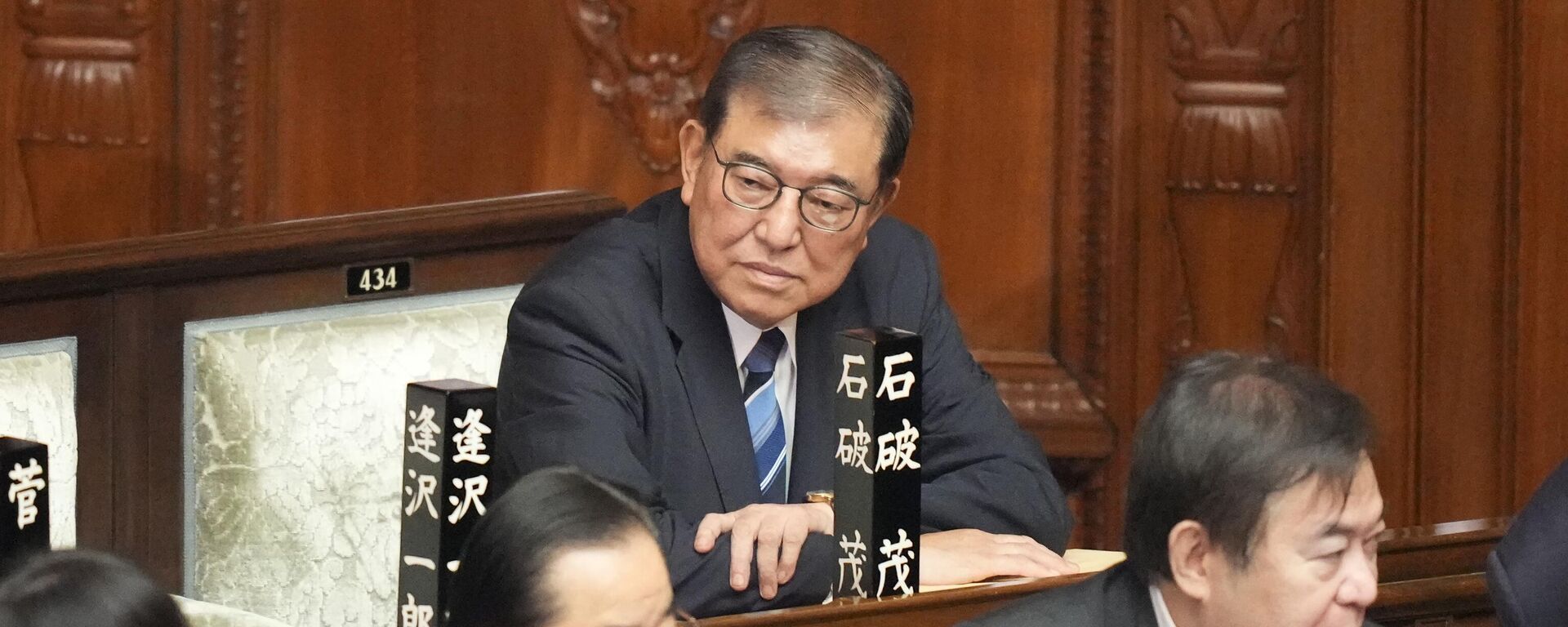 Chính trị gia Nhật Bản Shigeru Ishiba tại quốc hội - Sputnik Việt Nam, 1920, 15.08.2025