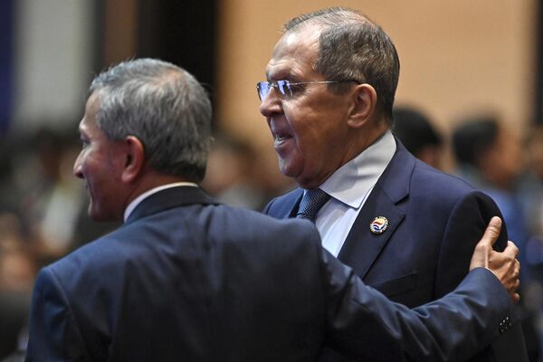 Ngoại trưởng Nga Sergei Lavrov tại Hội nghị cấp cao ASEAN ở Lào - Sputnik Việt Nam