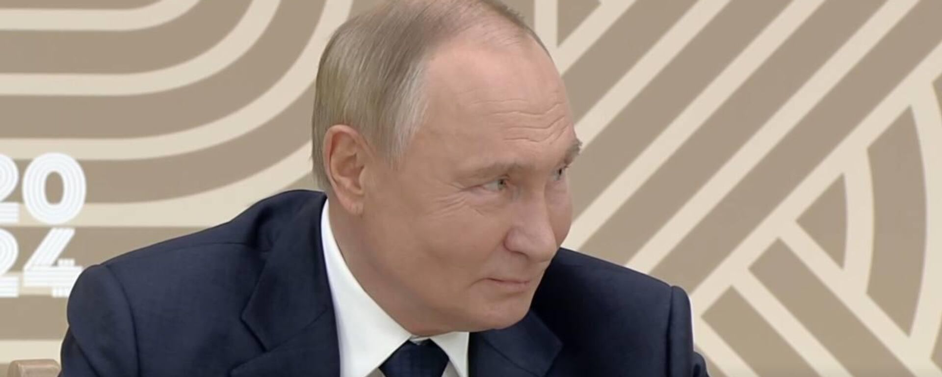  Ông Putin: “Khi các thành viên NATO cảm thấy mệt mỏi khi chiến đấu với chúng tôi, bạn sẽ hỏi họ điều đó. Chúng tôi sẵn sàng tiếp tục cuộc chiến này. Và sẽ chiến thắng!” - Sputnik Việt Nam, 1920, 18.10.2024