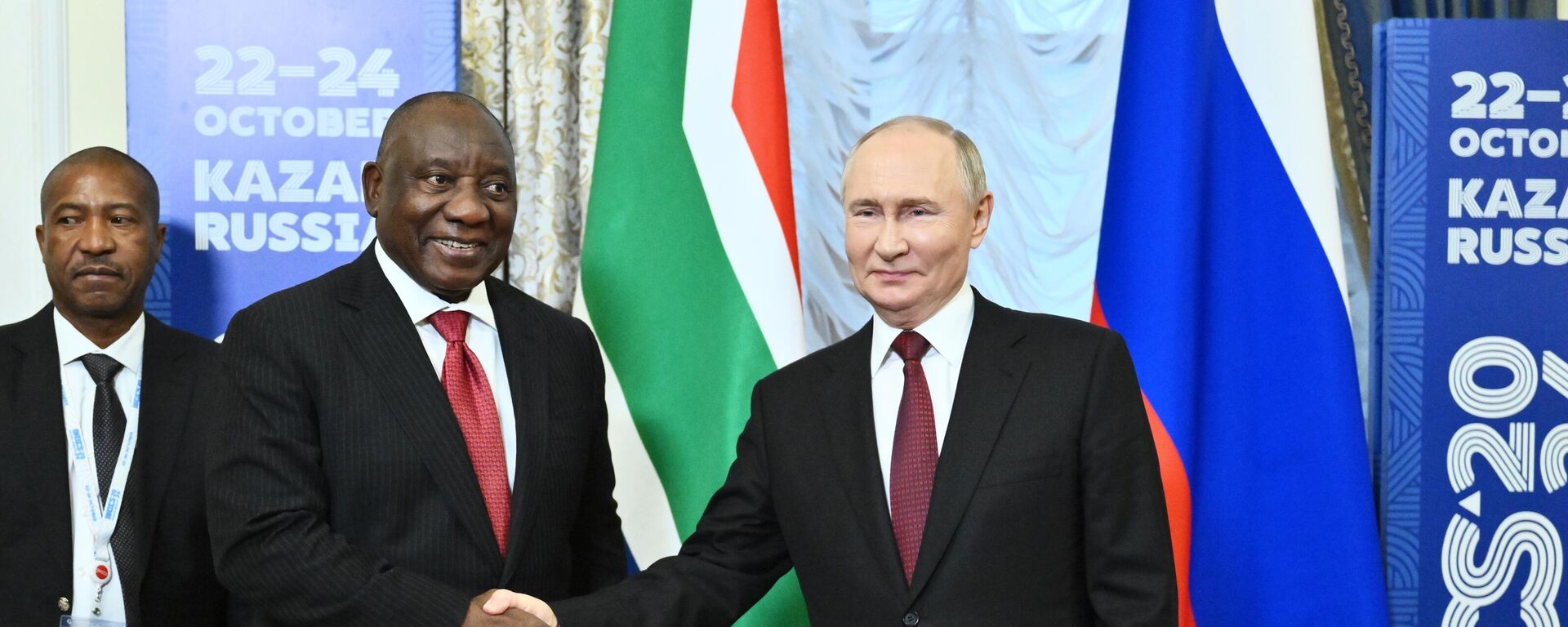 Hội nghị thượng đỉnh BRICS XVI Cuộc gặp giữa Tổng thống Vladimir Putin và Tổng thống Nam Phi Cyril Ramaphosa - Sputnik Việt Nam, 1920, 22.10.2024