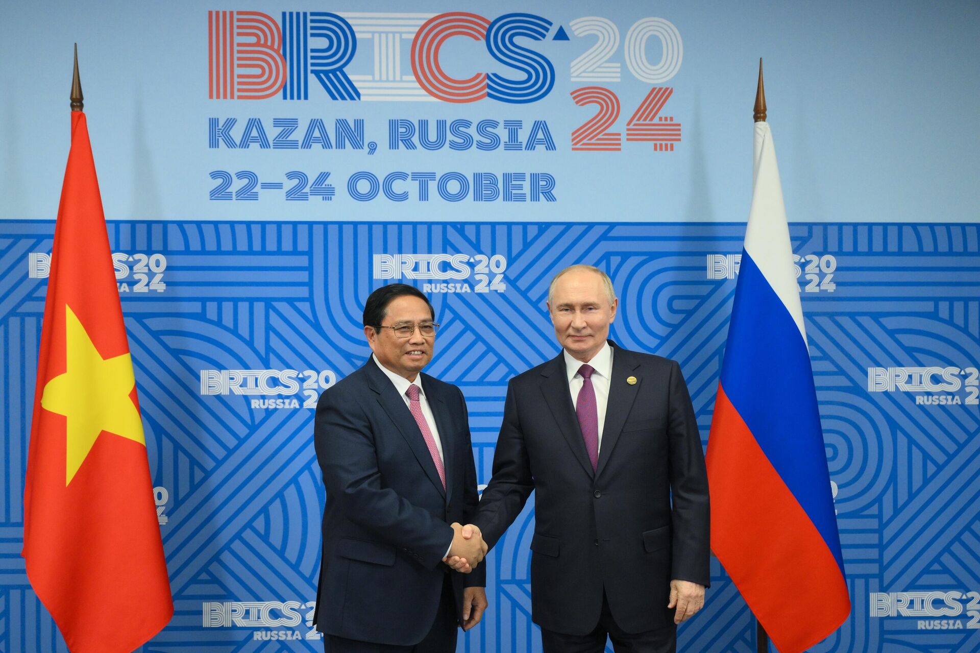 Tổng thống Putin gặp Thủ tướng Việt Nam Phạm Minh Chính bên lề hội nghị thượng đỉnh BRICS tại Kazan
 - Sputnik Việt Nam, 1920, 29.12.2024