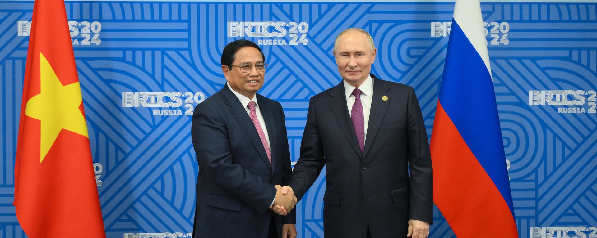 Tổng thống Putin gặp Thủ tướng Việt Nam Phạm Minh Chính bên lề hội nghị thượng đỉnh BRICS tại Kazan
 - Sputnik Việt Nam, 1920, 09.01.2025