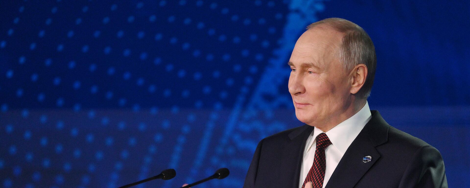 Tổng thống Vladimir Putin tham gia Câu lạc bộ thảo luận Valdai - Sputnik Việt Nam, 1920, 10.11.2024