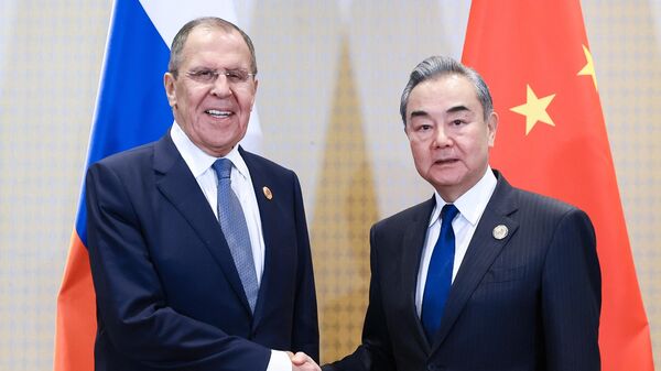 Cuộc gặp giữa Bộ trưởng Ngoại giao Liên bang Nga và Trung Quốc S. Lavrov và Vương Nghị - Sputnik Việt Nam