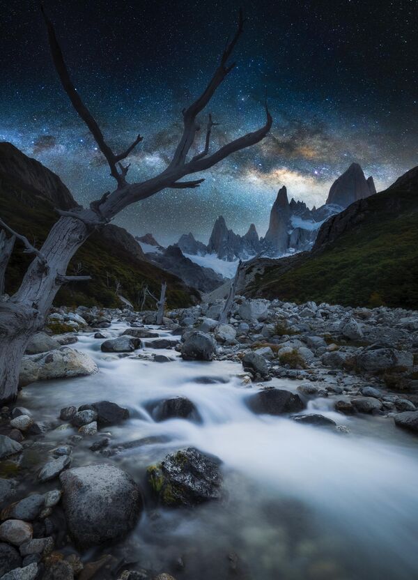 Bức ảnh The spot of my dreams của nhiếp ảnh gia Argentina Alejandro Ares, lọt Top-101 cuộc thi The 11th International Landscape Photographer of the Year - Sputnik Việt Nam