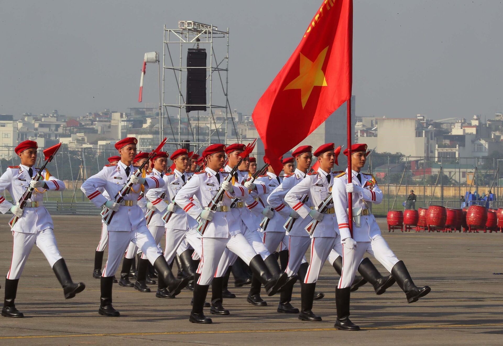 Bộ trưởng Quốc phòng Phan Văn Giang kiểm tra công tác chuẩn bị Triển lãm Quốc phòng quốc tế 2024 - Sputnik Việt Nam, 1920, 30.11.2024