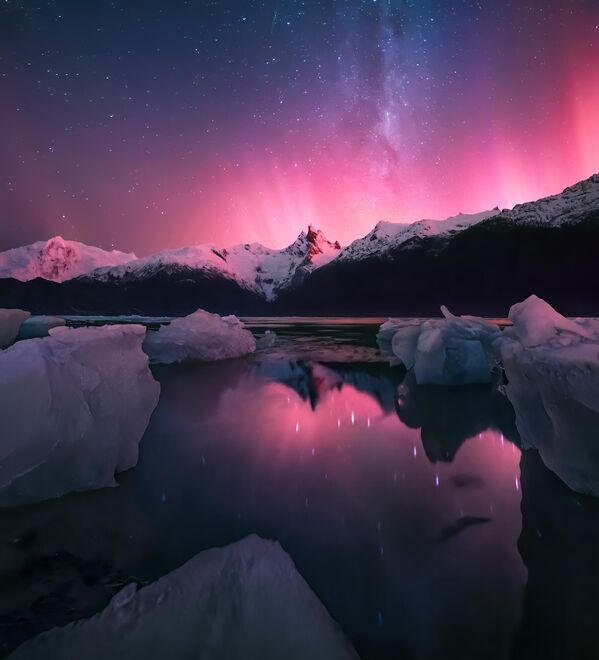 Bức ảnh Aurora Australis (Cực quang) của nhà nhiếp ảnh Úc Marc Adamus, một trong 25 bức ảnh đẹp nhất cuộc thi &quot;The 2024 Northern Lights photographer of the year&quot; lần thứ 7 - Sputnik Việt Nam