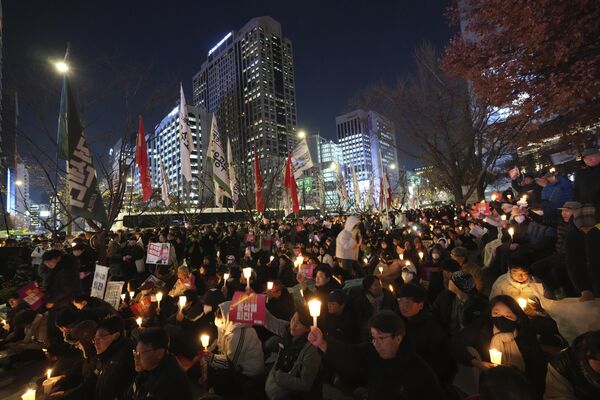 Người biểu tình ở Seoul, Hàn Quốc - Sputnik Việt Nam