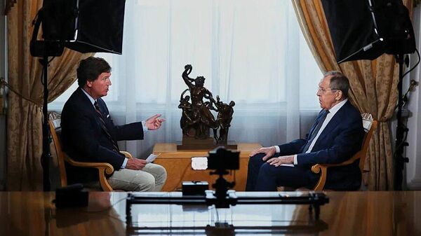 Cuộc phỏng vấn Ngoại trưởng Nga Sergei Lavrov của Tucker Carlson - Sputnik Việt Nam