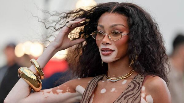 Winnie Harlow trong Giải Grand Prix Formula-1 trên đường đua ô tô Las Vegas, Hoa Kỳ - Sputnik Việt Nam