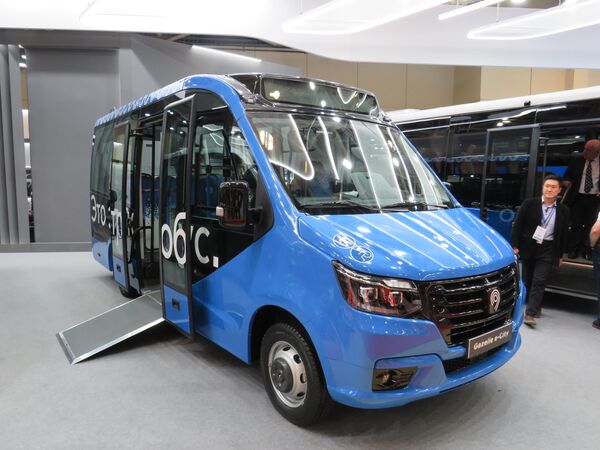 Xe buýt điện hạng nhỏ GAZelle e-City của Nga - Sputnik Việt Nam