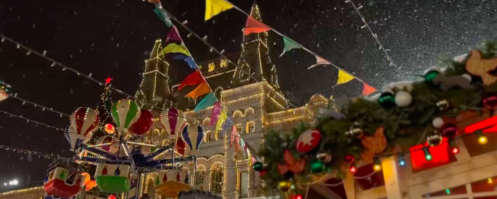 “Chuyện cổ tích năm mới”: Thủ đô nước Nga sẵn sàng chào đón năm 2025 - Sputnik Việt Nam, 1920, 16.12.2024