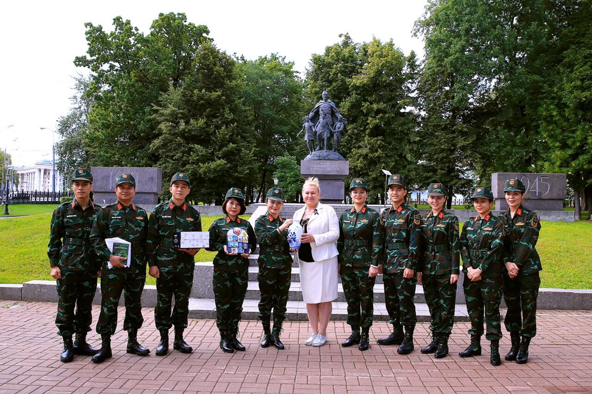 Trung tá Trịnh Văn Phương (giảng viên Trường Đại học Văn hóa Nghệ thuật Quân đội) tham gia Army Games tại Nga - Sputnik Việt Nam, 1920, 17.12.2024