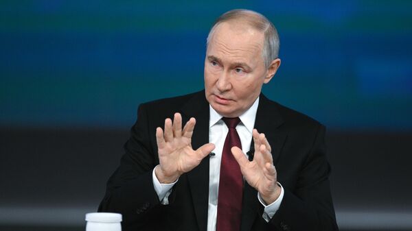 Đường dây trực tiếp từ Tổng thống Nga Vladimir Putin - Sputnik Việt Nam