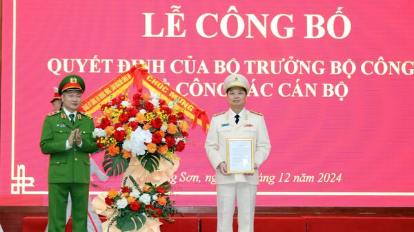 Đại tá Nguyễn Tiến Trung làm Giám đốc Công an tỉnh Lạng Sơn - Sputnik Việt Nam