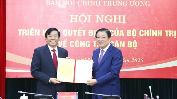 Đồng chí Bùi Văn Nghiêm giữ chức Phó Trưởng Ban Nội chính Trung ương - Sputnik Việt Nam