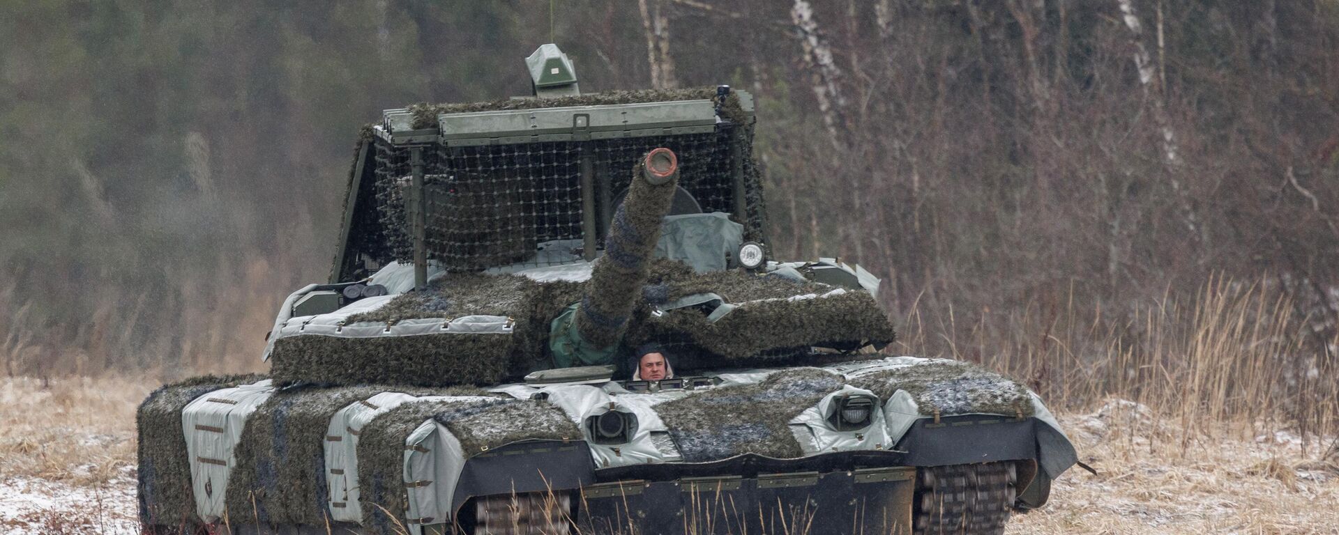 Xe tăng T-80BVM - Sputnik Việt Nam, 1920, 17.04.2025