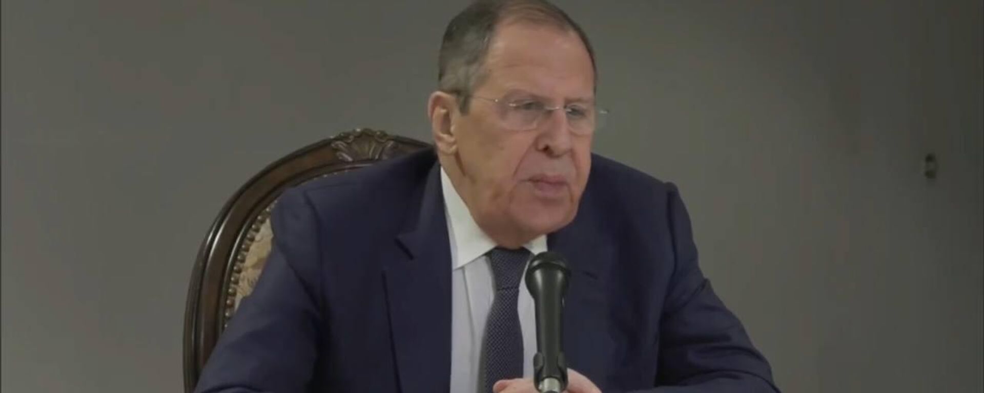 Ngoại trưởng Nga Lavrov: Cuộc tấn công vào trạm bơm dầu củng cố ý kiến của tất cả mọi người rằng Zelensky cần bị trừng trị - Sputnik Việt Nam, 1920, 18.02.2025