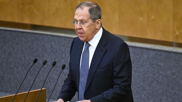 Bộ trưởng Ngoại giao Nga Sergei Lavrov phát biểu trong Giờ chính phủ tại Duma Quốc gia Liên bang Nga. - Sputnik Việt Nam