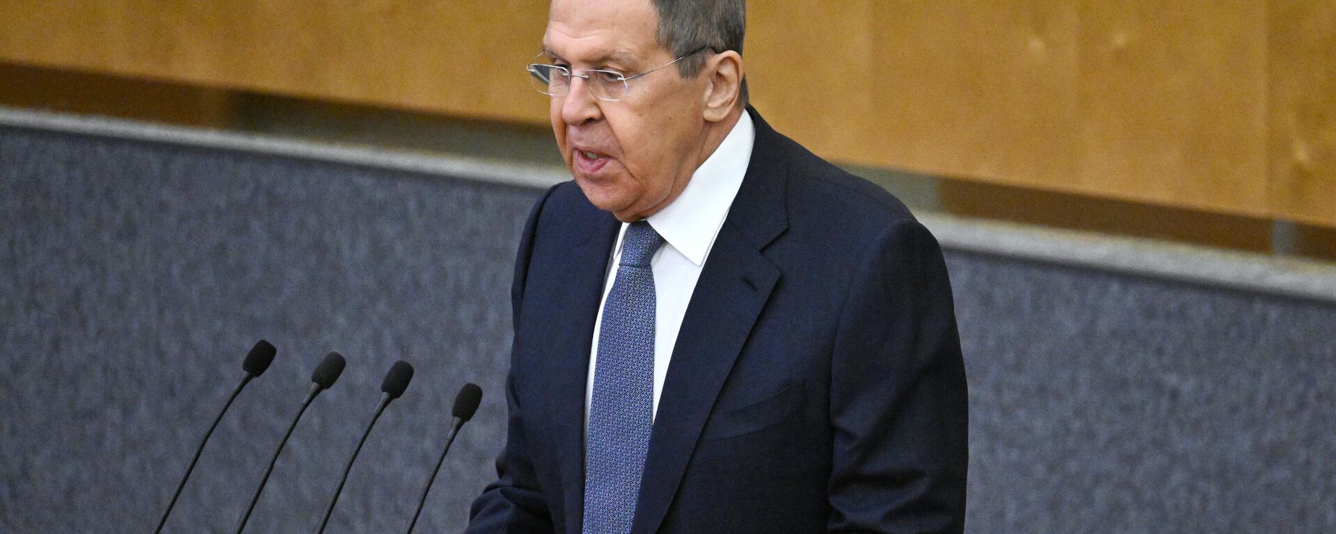 Bộ trưởng Ngoại giao Nga Sergei Lavrov phát biểu trong Giờ chính phủ tại Duma Quốc gia Liên bang Nga. - Sputnik Việt Nam, 1920, 19.02.2025