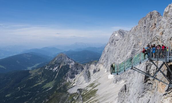 &quot;Cầu thang lên trời&quot; trên núi Hoher Dachstein ở Áo - Sputnik Việt Nam