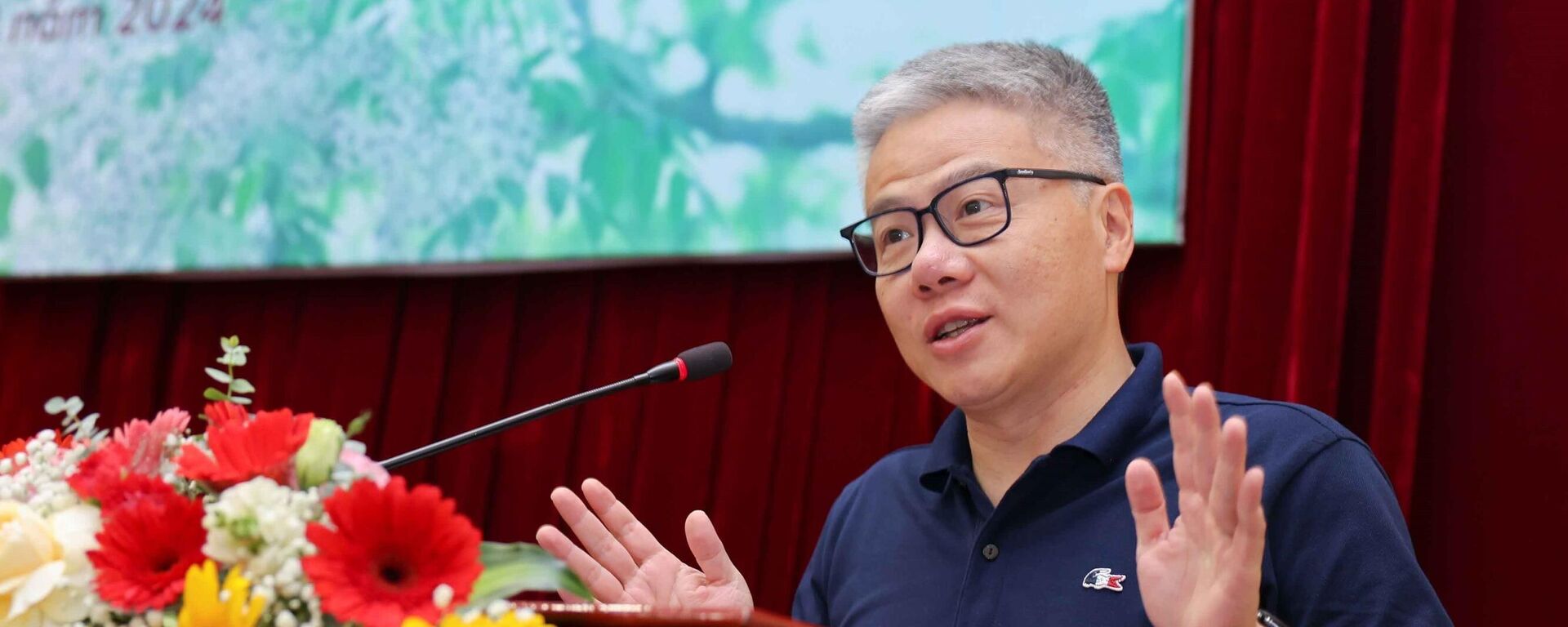 Hội thảo về kiểm tra đánh giá môn Toán cấp THPT theo định hướng tiếp cận phẩm chất và năng lực - Sputnik Việt Nam, 1920, 20.02.2025