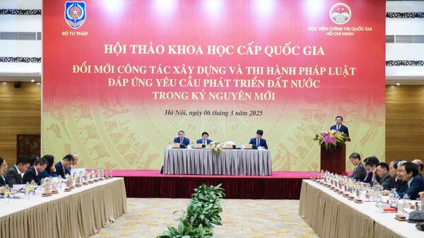 Hội thảo khoa học cấp quốc gia “Đổi mới tư duy xây dựng và thi hành pháp luật đáp ứng nhu cầu phát triển đất nước trong kỷ nguyên mới” - Sputnik Việt Nam