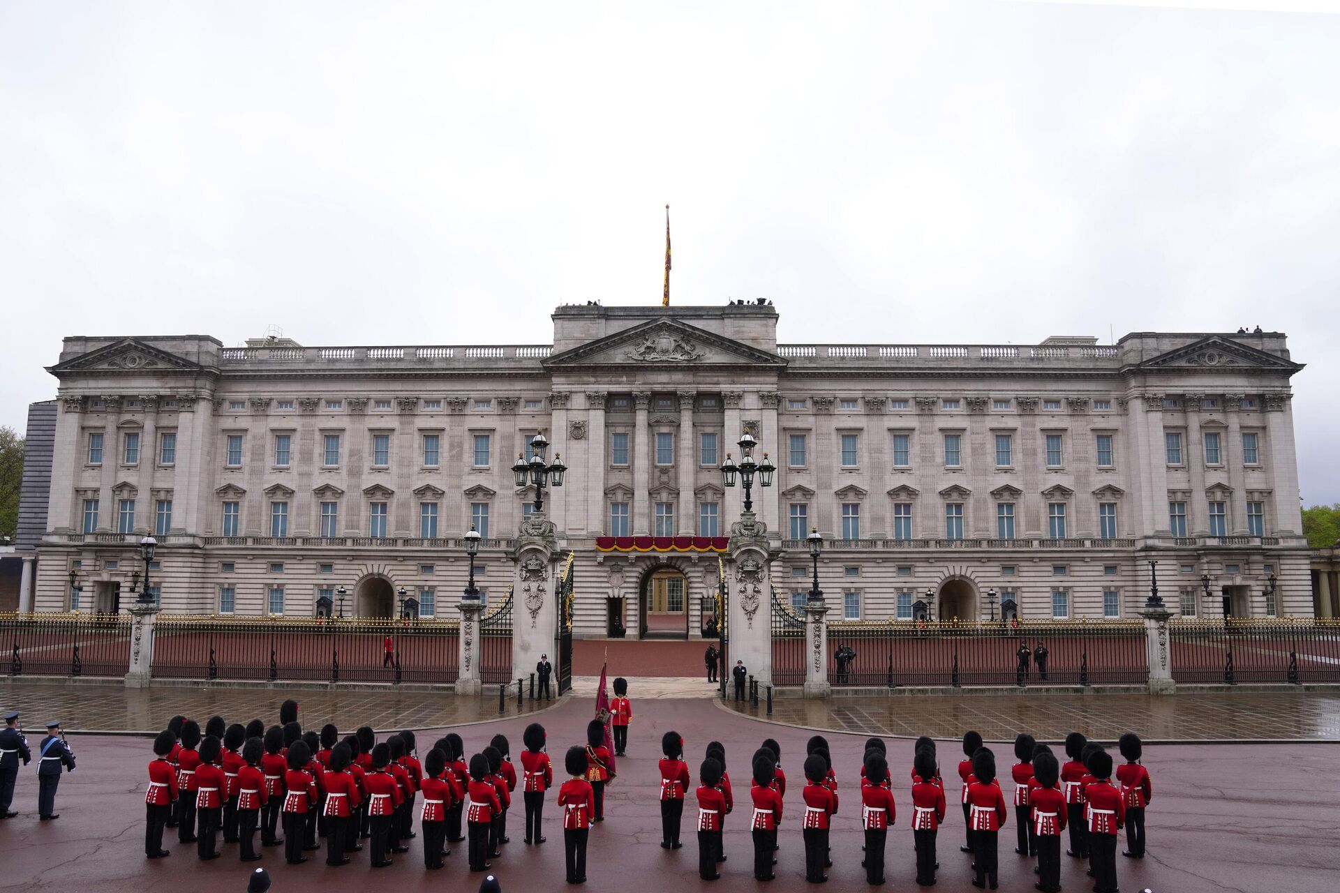 Cung điện Buckingham (London, Vương quốc Anh) - Sputnik Việt Nam, 1920, 11.03.2025