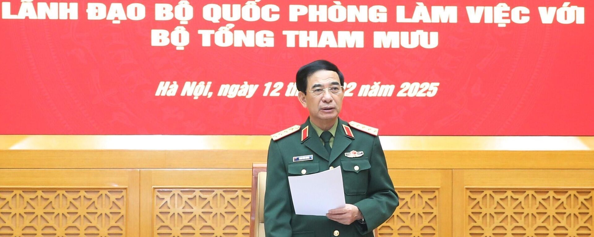 Đại tướng Phan Văn Giang làm việc với Bộ Tổng Tham mưu - Sputnik Việt Nam, 1920, 23.03.2025