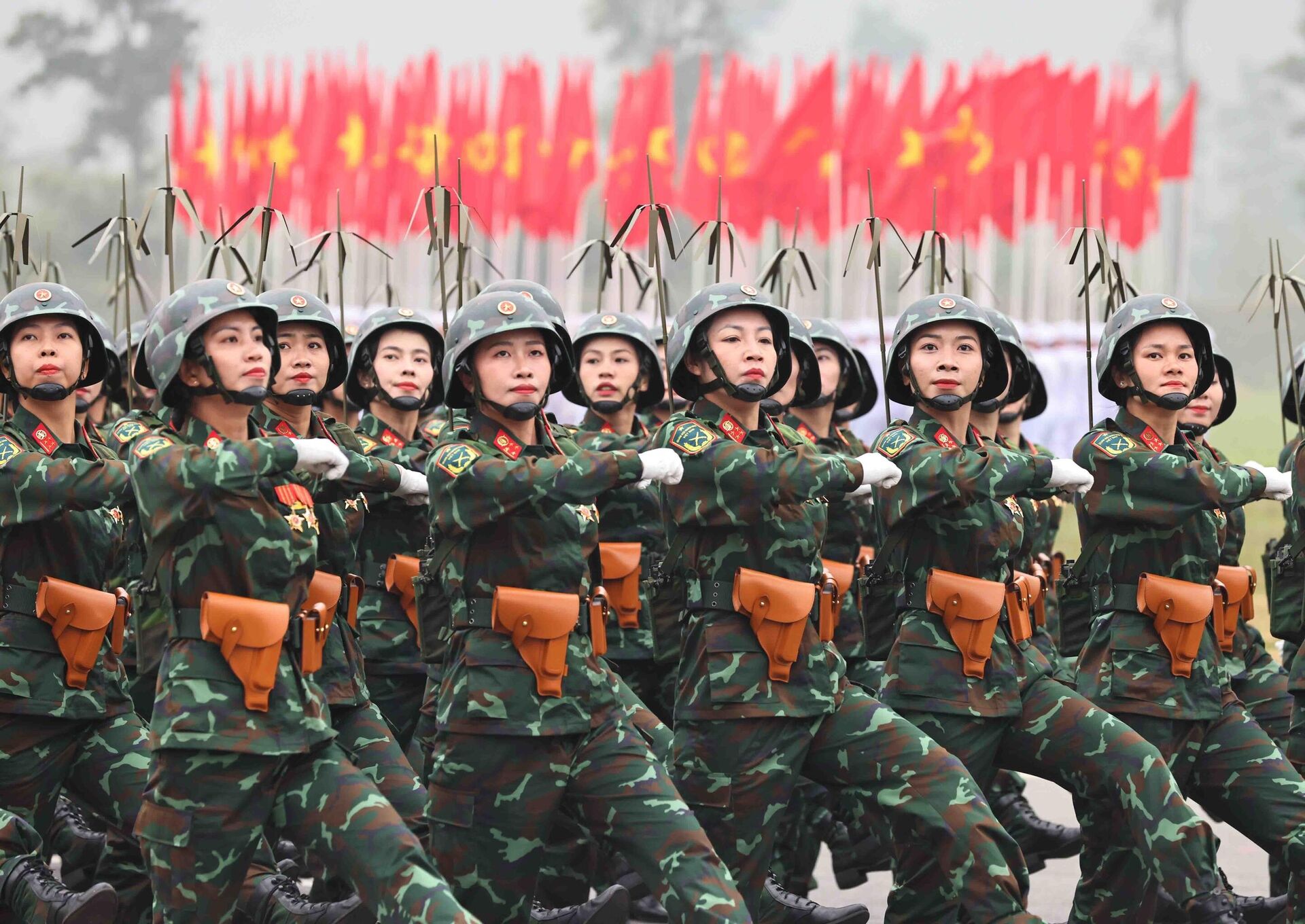 Bộ trưởng Bộ Quốc phòng kiểm tra hợp luyện chuẩn bị kỷ niệm 50 năm Giải phóng miền Nam, thống nhất đất nước Bộ trưởng Bộ Quốc phòng kiểm tra hợp luyện chuẩn bị kỷ niệm 50 năm Giải phóng miền Nam, thống nhất đất nước - Sputnik Việt Nam, 1920, 25.03.2025