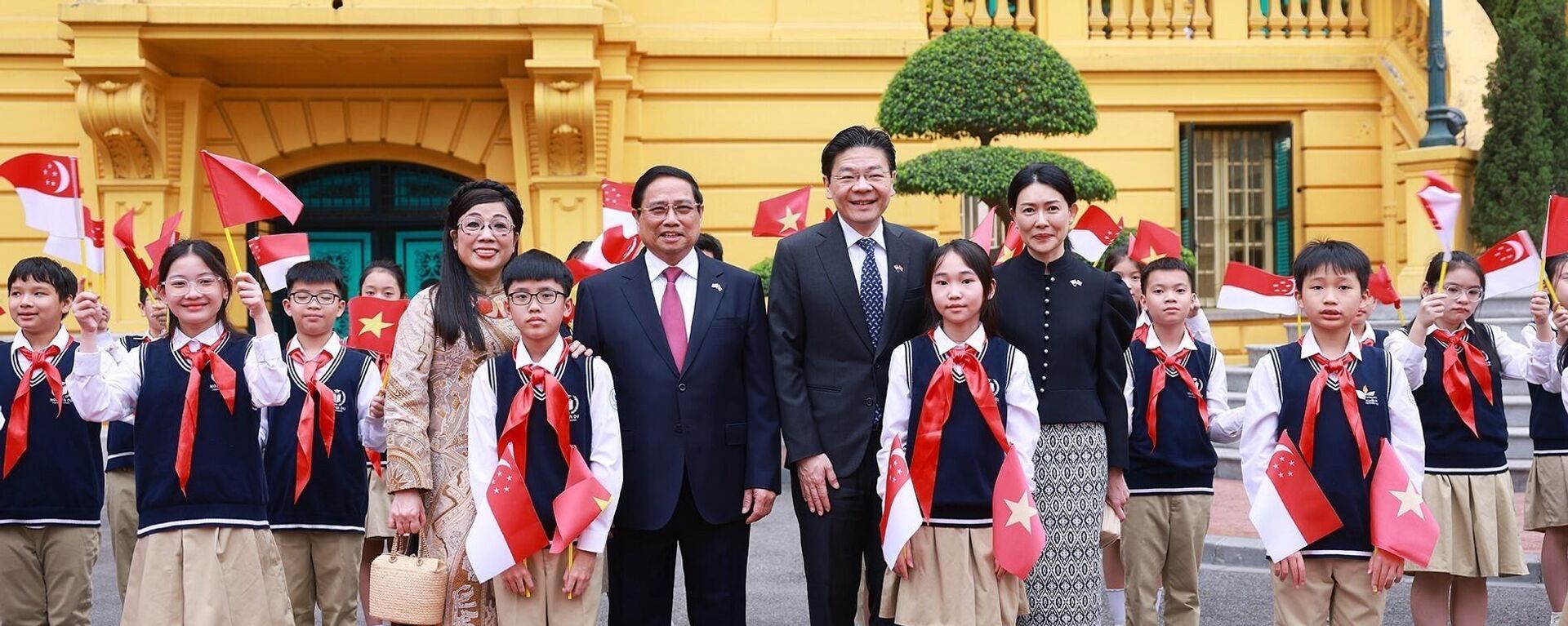 Lễ đón Thủ tướng Singapore Lawrence Wong thăm chính thức Việt Nam - Sputnik Việt Nam, 1920, 26.03.2025